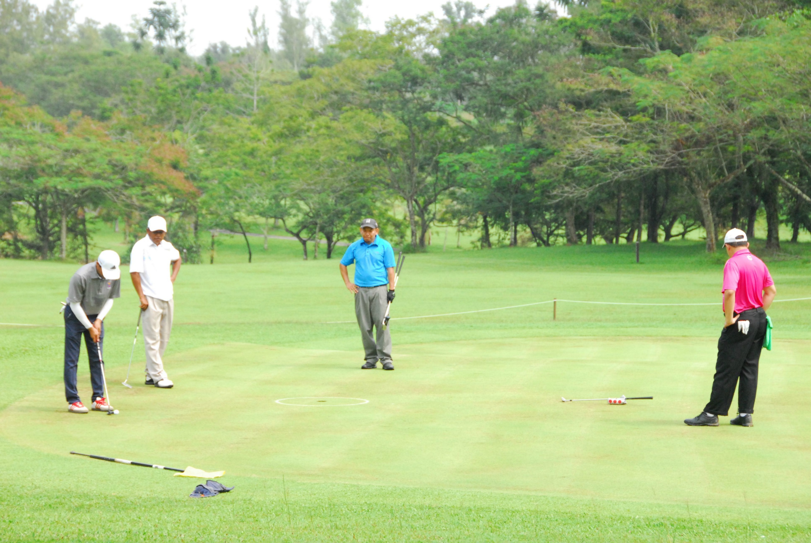 PRO15 157 GOLF DSC 0433.JPG